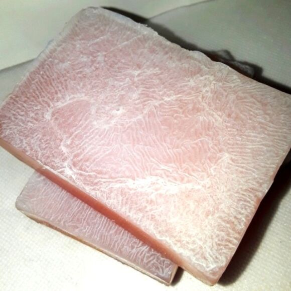 HAND crafted new Pink Gardina organic soap bar - Picture 3 of 9